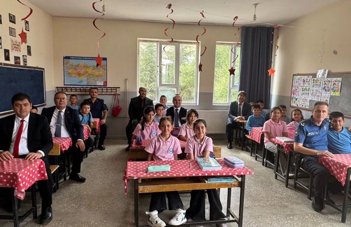 Arıtaş’taki Okullarda Eğitim Çalışmaları Ele Alındı