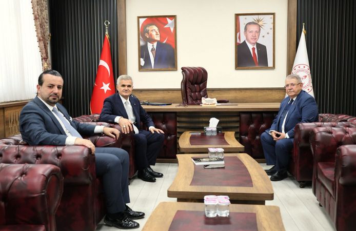 İl Milli Eğitim Müdürü Akpınar, Mahçiçek’i Makamında Ağırladı