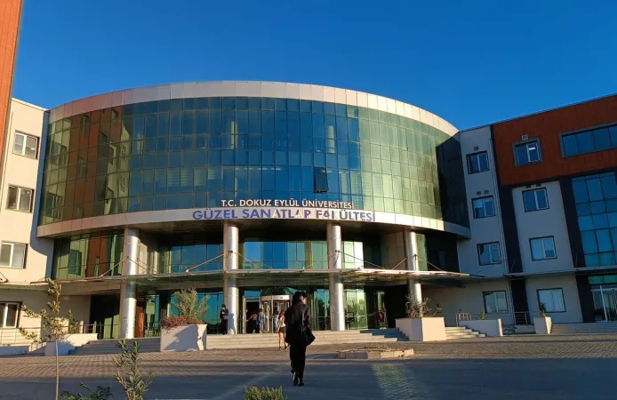 DEÜ’de önemli değişiklik: Güzel Sanatlar Enstitüsü kapatıldı