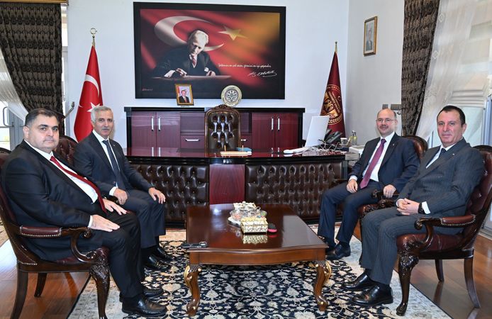 Vali Ünlüer’den Osmaniye Valisi Serdengeçti’ye Ziyaret