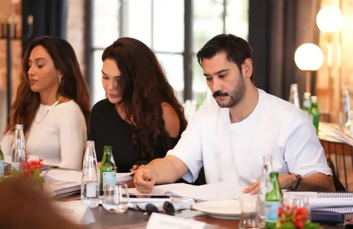 Adana Ayazı Oyuncuları Kimler? Uğur Güneş ve Ebru Şahin Başrolde