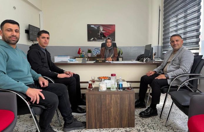 AK Parti Afşin İlçe Başkanı Karabulut’tan Okul Ziyareti