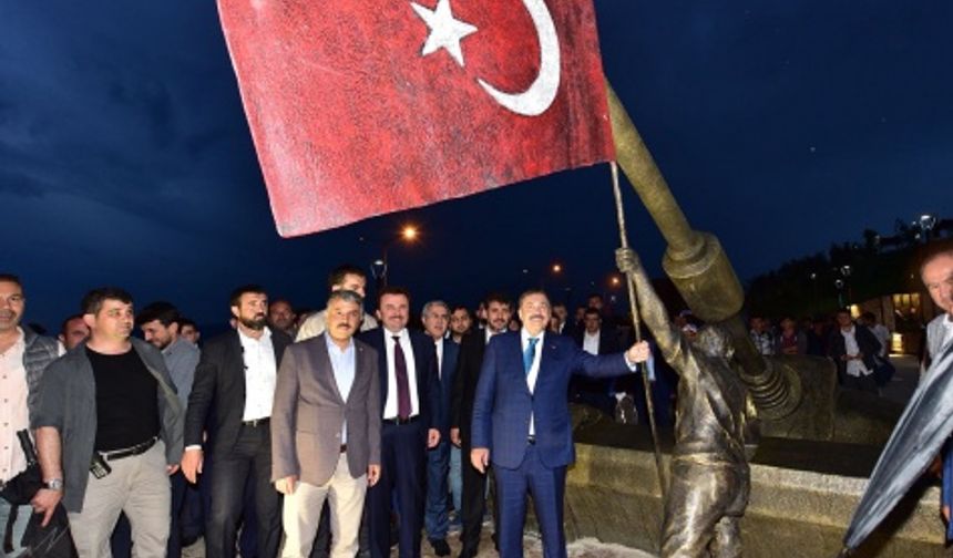 15 Temmuz Millet Bahçesi Resmen Açıldı