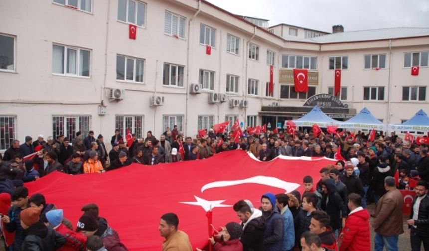 'Şehitlere Saygı, Mehmetçiğe Destek Yürüyüşü'