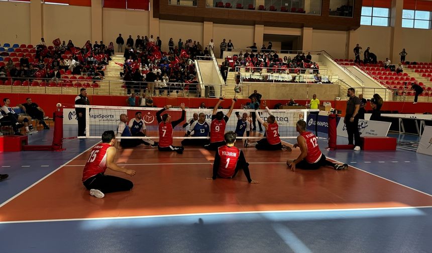 Oturarak Voleybol Avrupa Şampiyonası B Kategorisi mücadelesi Burdur'da başladı