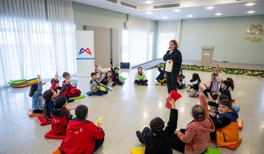 Mersin’de çocuklara, hakları düzenlenen etkinlikle anlatıldı