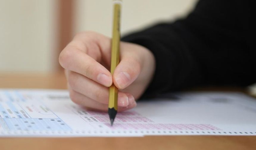 Milli Eğitim Bakanlığı Akademi Giriş Sınavı'na Başvurular Başladı