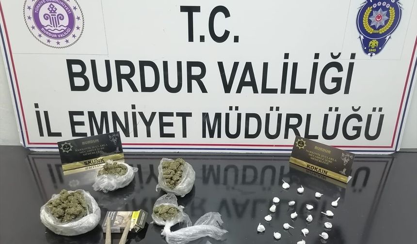 Burdur'da aracında uyuşturucu madde ele geçirilen zanlı tutuklandı