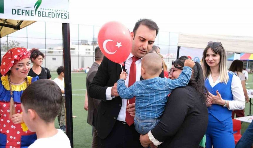 Defne Belediyesi’nin çocuk şenliğinde etkinliğinde çocuklar doyasıya eğlendi