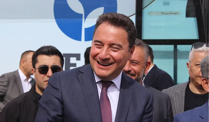 DEVA Partisi Genel Başkanı Babacan, Burdur'da ziyaretlerde bulundu