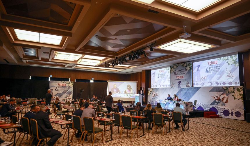Mersin'de düzenlenen "4. Çukurova İç Hastalıkları Günleri" sona erdi