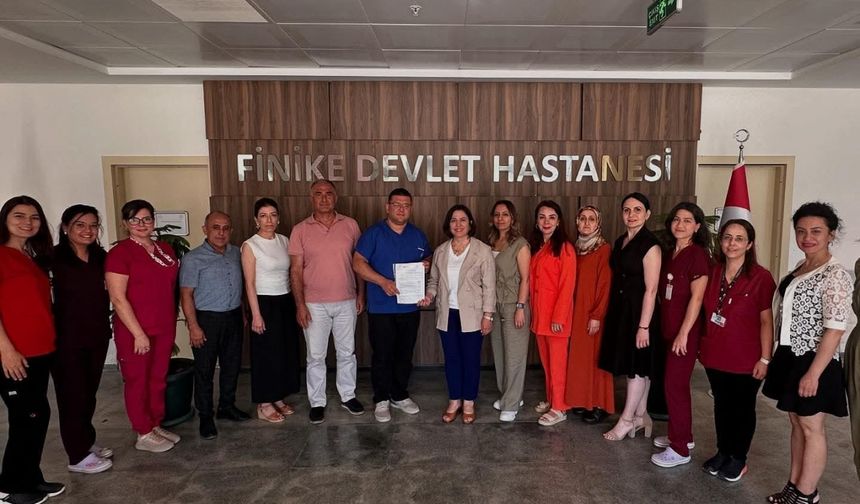 Finike Devlet Hastanesi "Anne Dostu Hastane" unvanı aldı