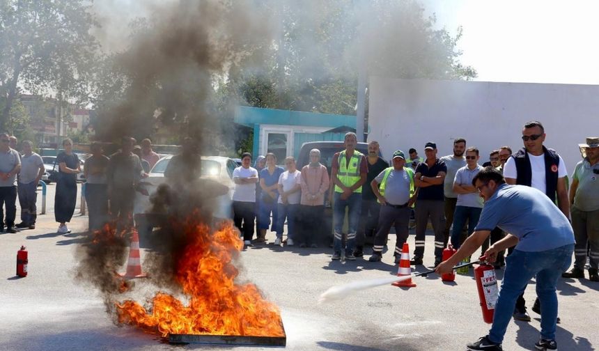 Kepez Belediyesi personeline "Temel Yangın Güvenliği" eğitimi verildi
