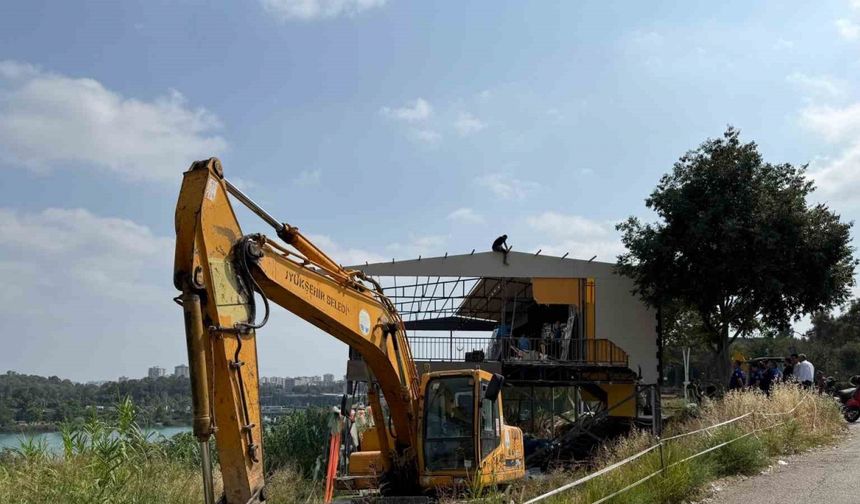 Adana’da yıkım gerginliği