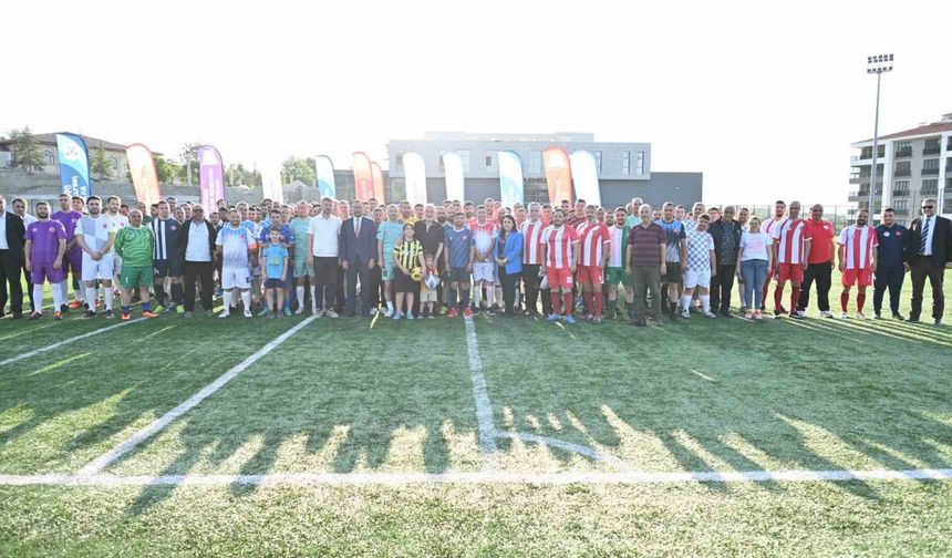 Isparta Belediyesi’nde personel futbol turnuvası heyecanı başladı