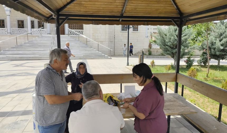 Afşin’de Kolon Kanseri Taramaları Aralıksız Devam Ediyor