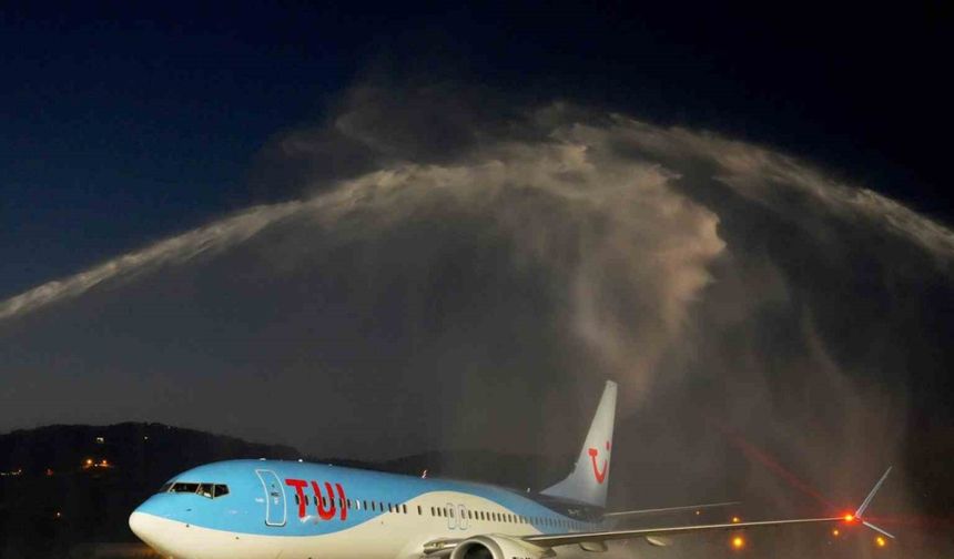 Amsterdam’dan Gazipaşa-Alanya Havalimanı’na ilk uçuş gerçekleştirildi