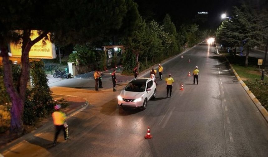Isparta’da kurallara uymayan 5 sürücüye idari para cezası