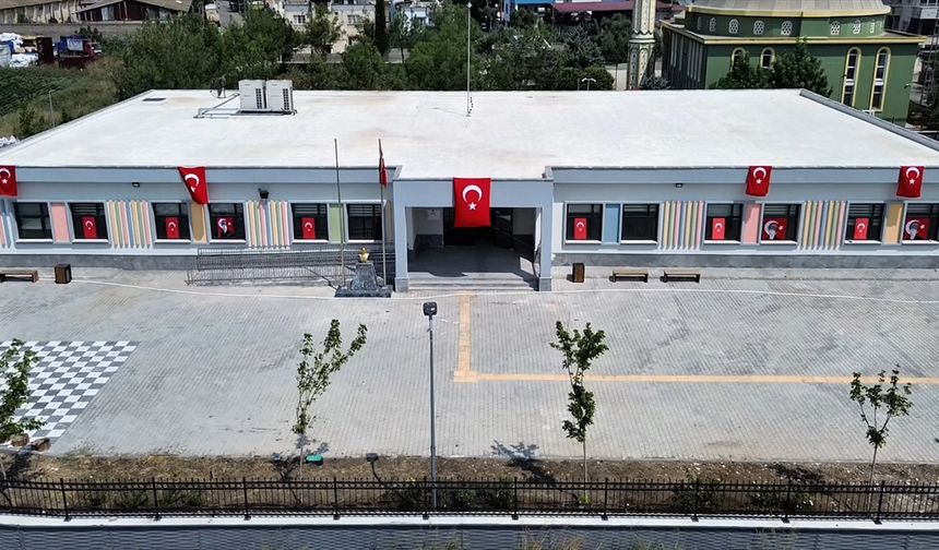 Adana'da 6 Şubat depremlerinden sonra 53 yeni okul inşa edildi