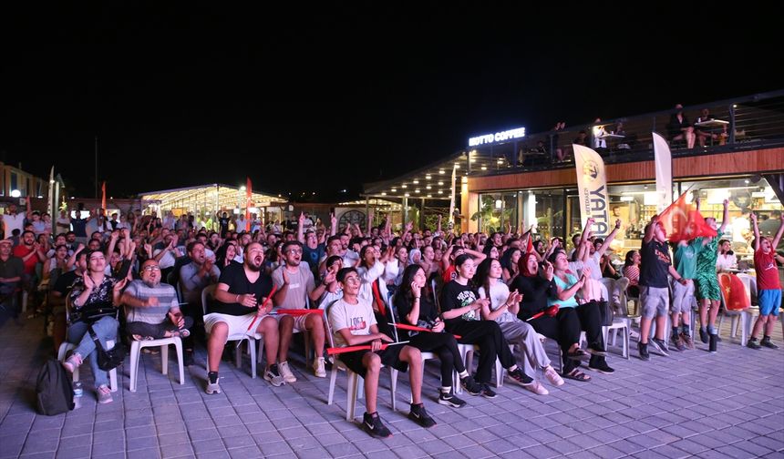 Adana ve çevre illerde Türkiye-Almanya EuroBasket 2025 final maçı izlendi