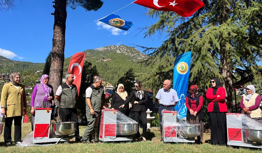 Feke'de orman köylülerine makine desteği