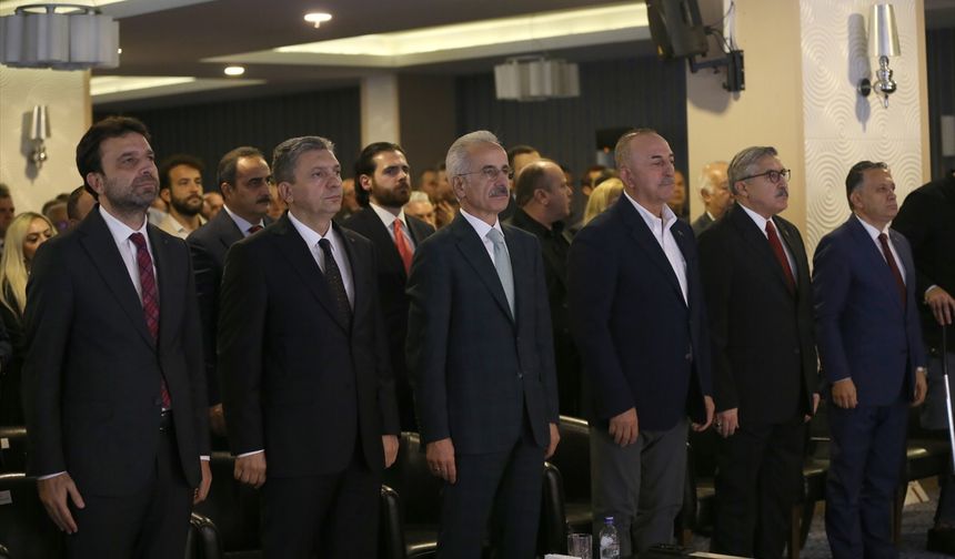 Ulaştırma ve Altyapı Bakanı Uraloğlu '5. Küresel Medya Buluşması' programında konuştu: