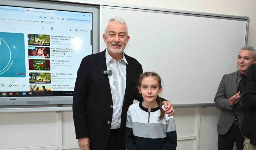 Minik başkanın sınıftaki seçim sözü yerine getirildi