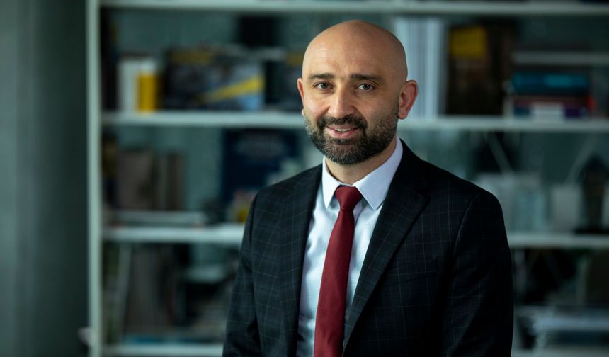 EY vergi dönüşümü için yapay zeka destekli çözümlerini sundu