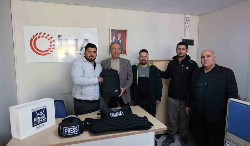 Başkan Yapar'dan İhlas Haber Ajansı ekibine teşekkür