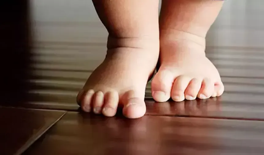 “Erkek çocuk geç konuşur” diye beklemeyin!