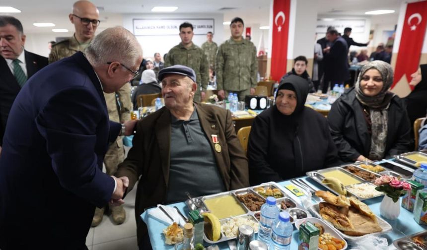 Bakan Güler, Bayburt'ta şehit aileleri ve gazilerle iftarda bir araya geldi