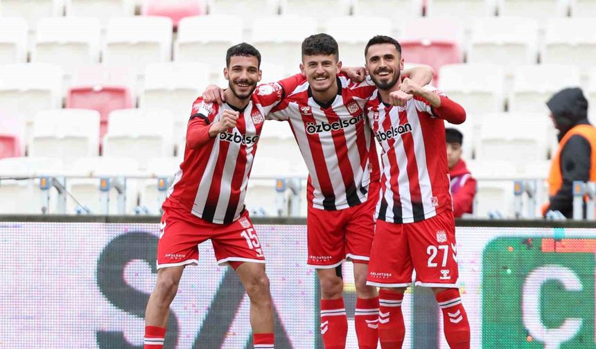Özbelsan Sivasspor: 4 - Sakaryaspor: 1