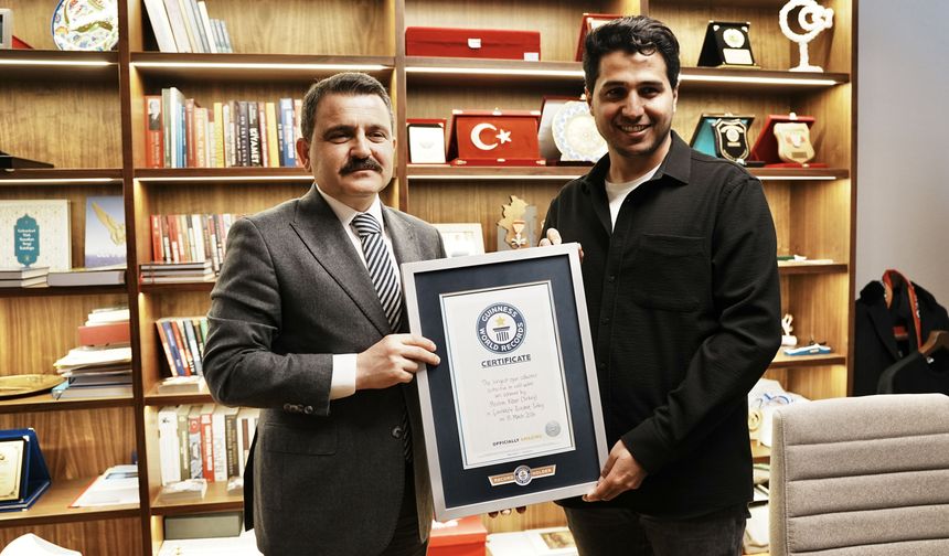 Guinness rekortmeni dalgıç Gelibolu Tarihi Alan Başkanı Kaşdemir ile bir araya geldi