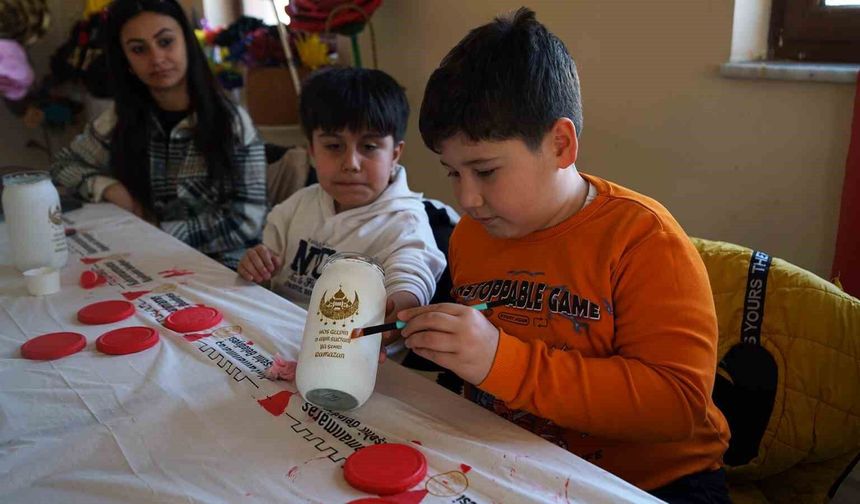 Kahramanmaraş'ta çocuklar Ramazan kandili tasarladı