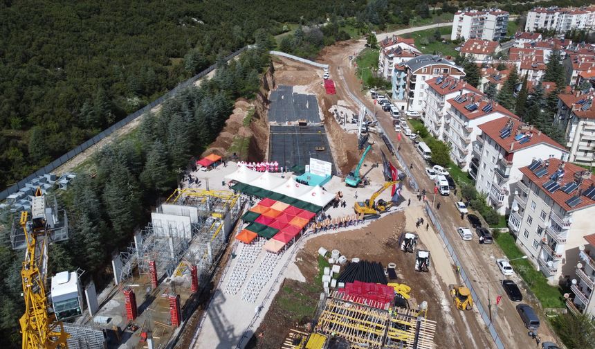 Eğirdir'de hayırsever tarafından yaptırılacak fen lisesinin temeli atıldı