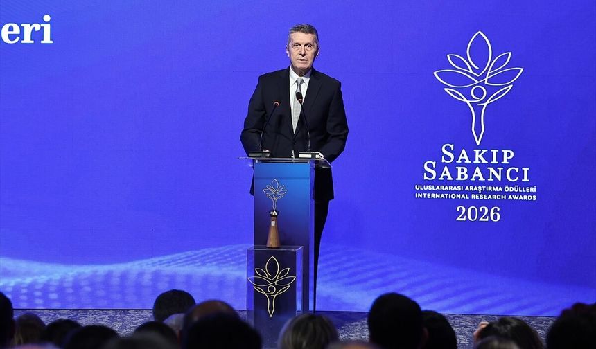Sakıp Sabancı vefatının 22. yılında Uluslararası Araştırma Ödülleri ile anıldı