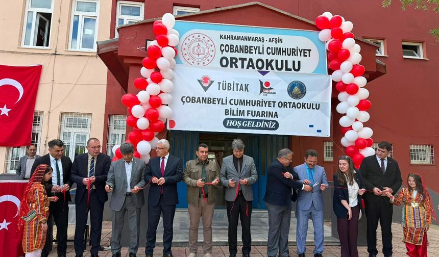 Çobanbeyli Cumhuriyet Ortaokulu’nda Bilim Fuarı Heyecanı