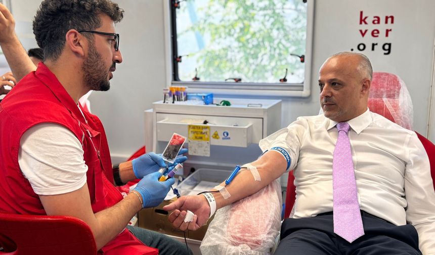 Afşin’de Kök Hücre Seferberliği: Başkan Kıraç ve Protokolden Kök Hücre Bağışı