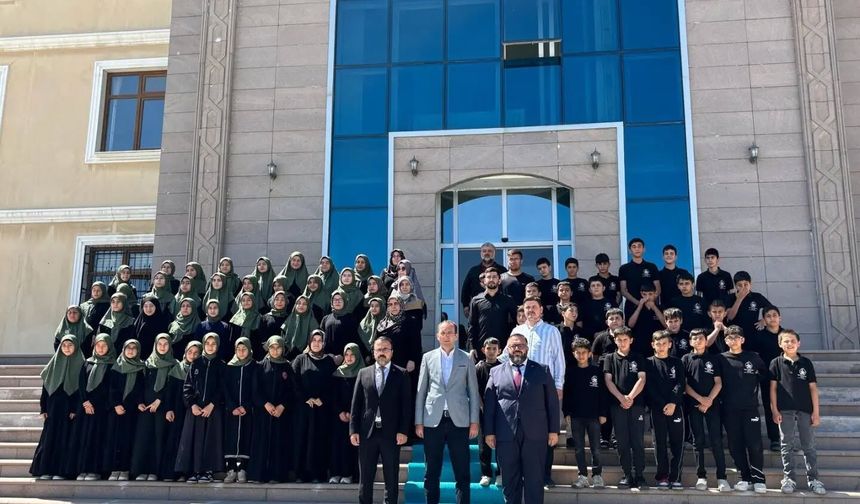 Hafızlık Öğrencilerinden Kaymakam Sarıdoğan’a Veda Ziyareti