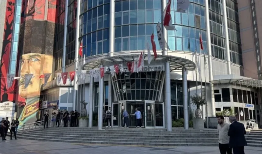 İzmit Belediye Meclisi'nde Çoğunluk Hangi Partide? Meclis Üyesi Dağılımı Belli Oldu