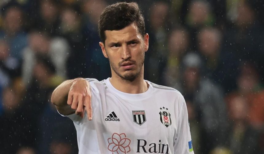 Beşiktaş’ta büyük ayrılık! 6 futbolcuya veda
