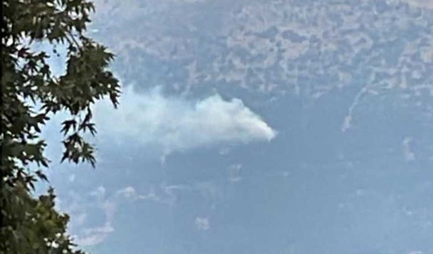 Ahır Dağı’na Peş Peşe Yıldırım Düştü! Orman Yangını Çıktı