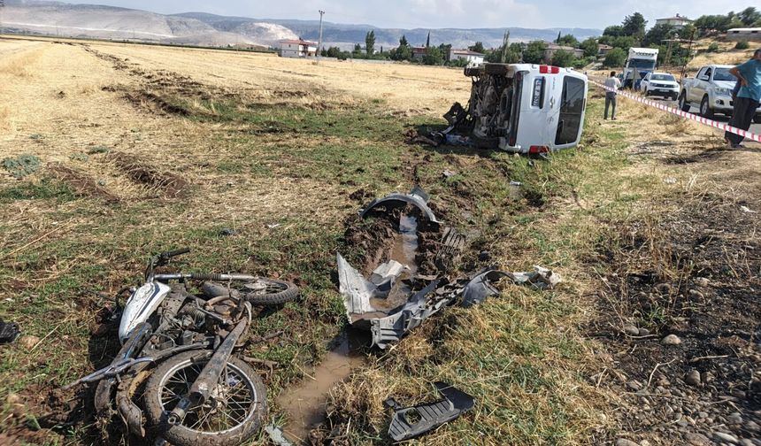 Feci Kaza: 1 Ölü, 1 Ağır Yaralı