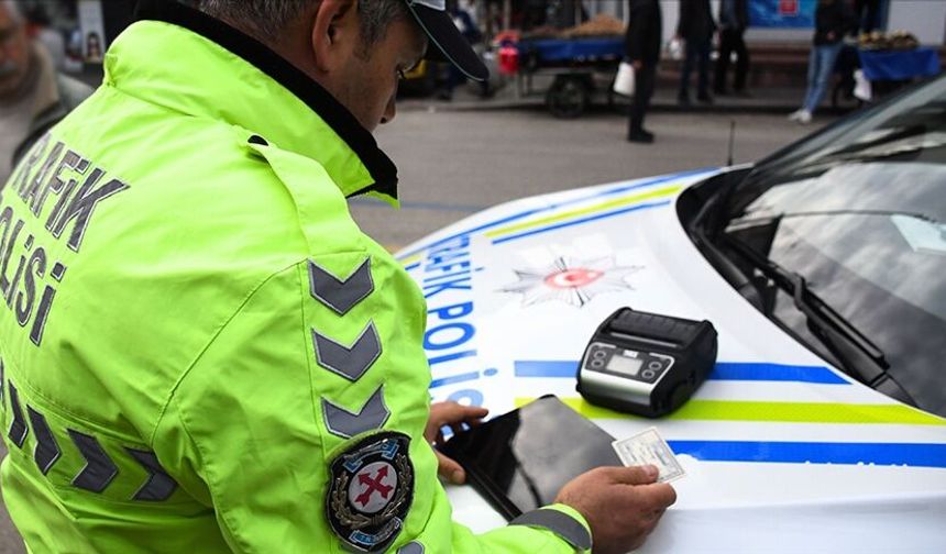 Sosyal Medya İhbarı Sonrası Motosikletliye 16 Bin TL Ceza