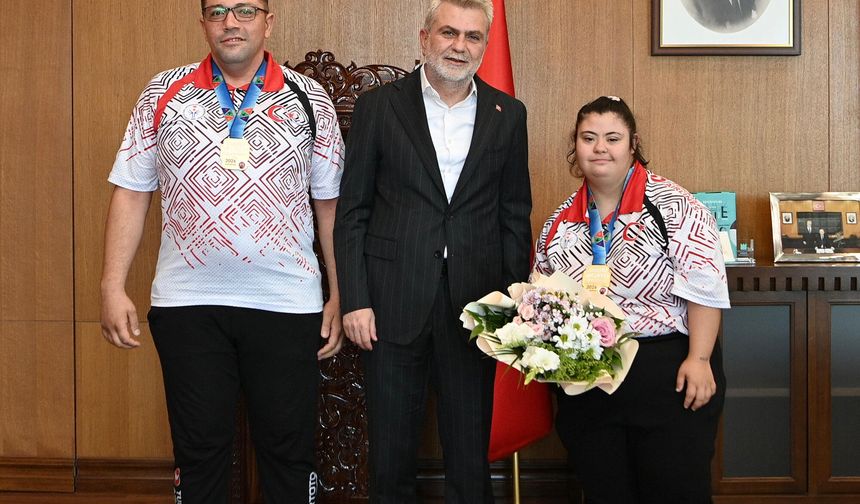 Başkan Görgel, Judo Dünya Şampiyonu Zeynep Sude’yi Misafir Etti