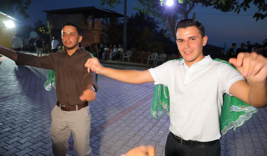 İkiz Kardeşler Vatani Görevlerini Birlikte Yapacak