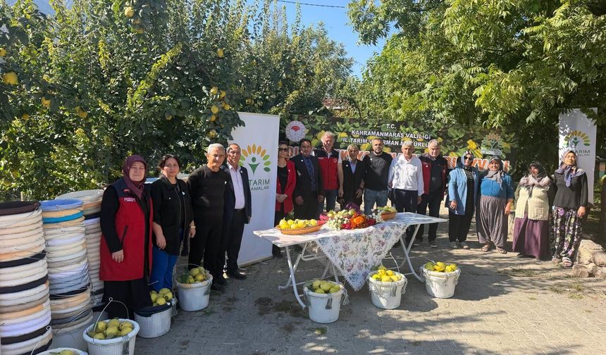 11 Ayva Üreticisine Hasat Desteği: 260 Ekipman Dağıtıldı