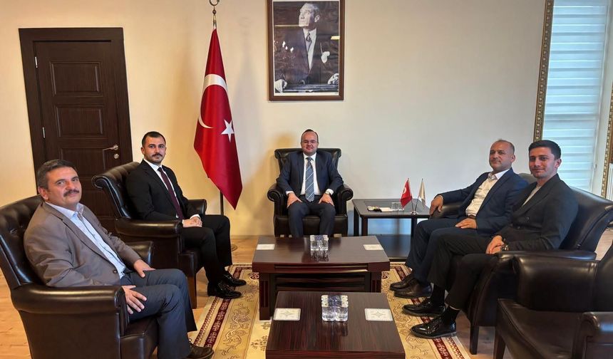 Anahtar Parti Afşin Teşkilatından Kaymakam Arslantürk’e Ziyaret