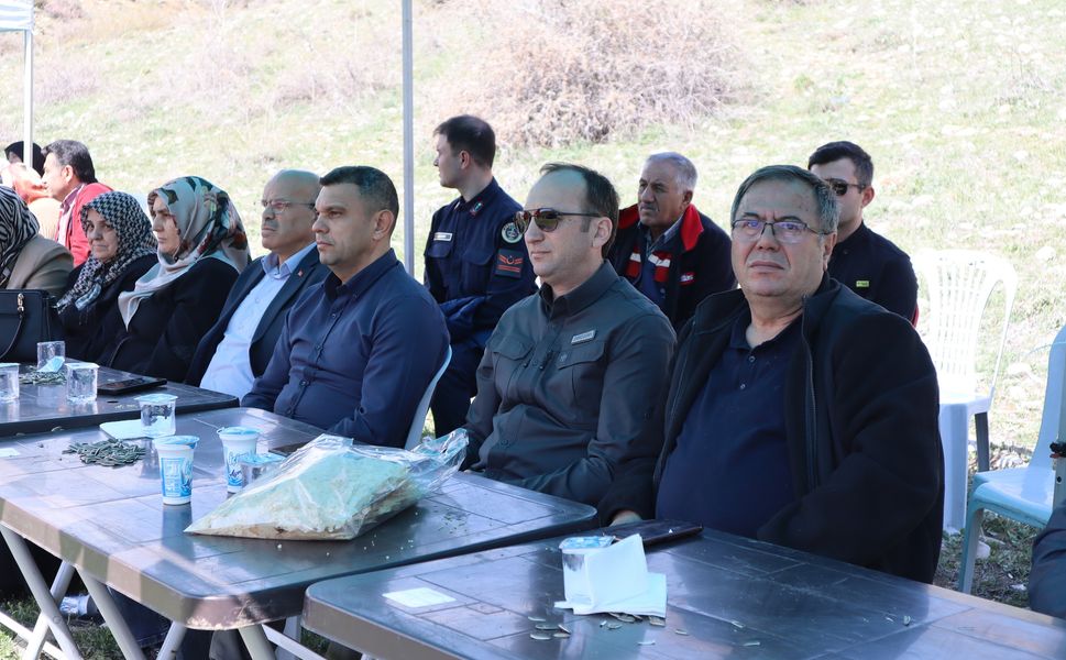 Afşin’de 1. Ters Lale Bahar Şenliği Renkli Görüntülere Sahne Oldu