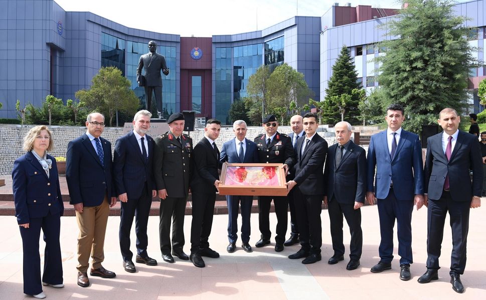 57. Piyade Alayı’nın Temsili Sancağı Törenle Çanakkale’ye Uğurlandı